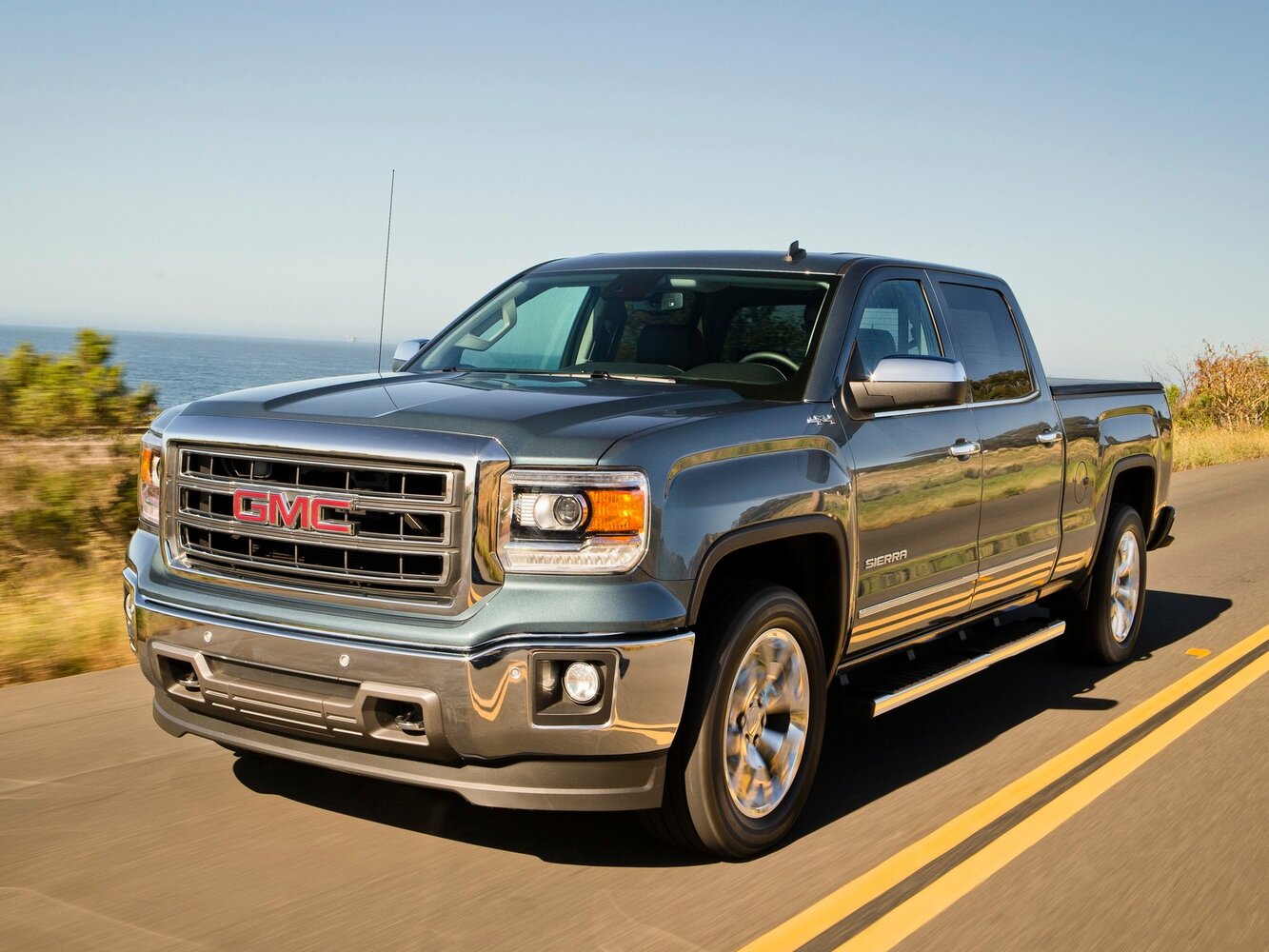 GMC Sierra III (K2XX) (2013–2015) · Crew Cab 4.3 AT (285 л.с.) 4WD