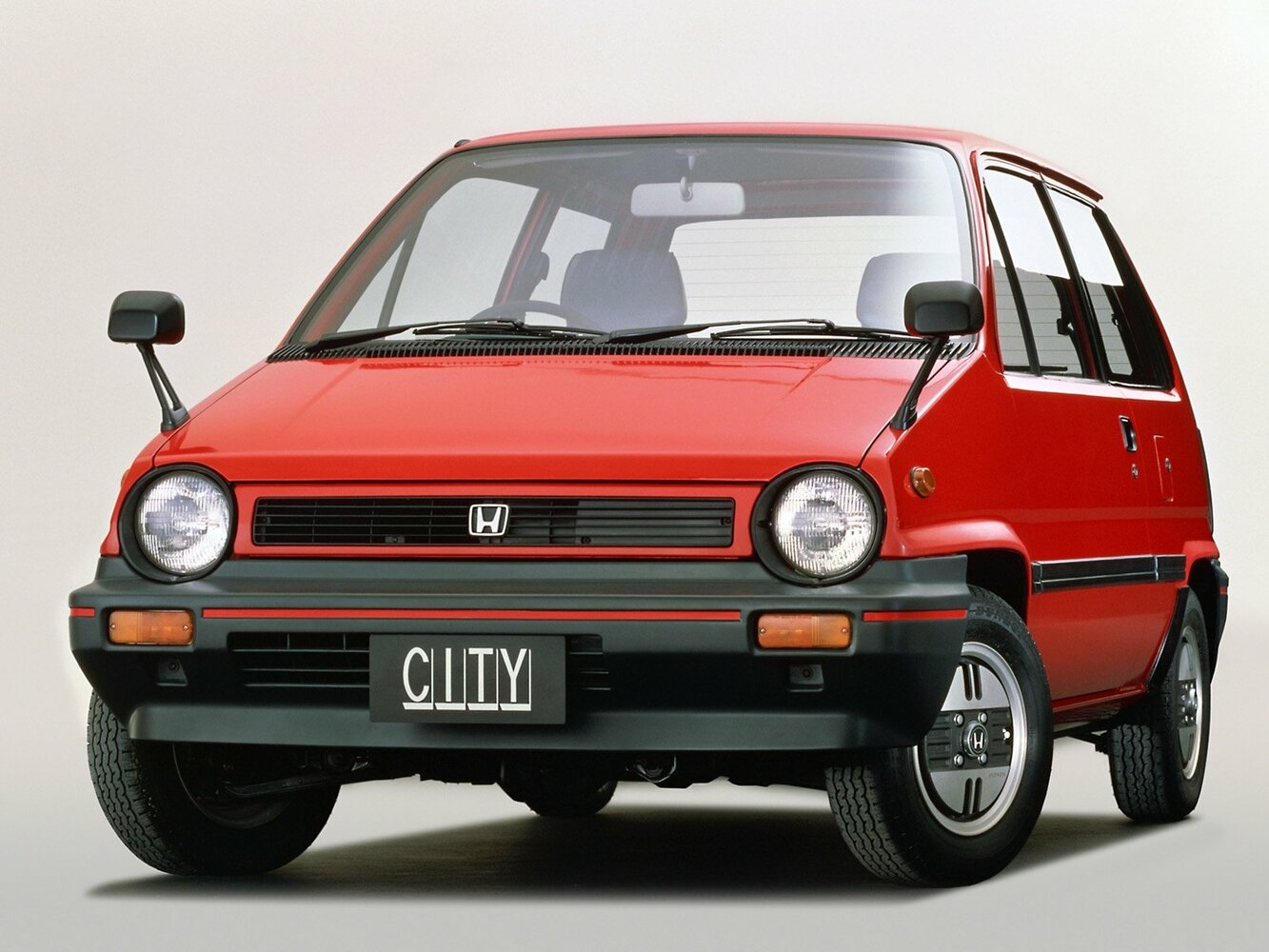 Honda City I (1981–1986) · 1.2 MT (44 л.с.)