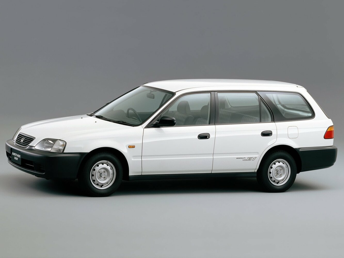 Honda Partner I (1996–2006) · 1.6 AT (120 л.с.) 4WD