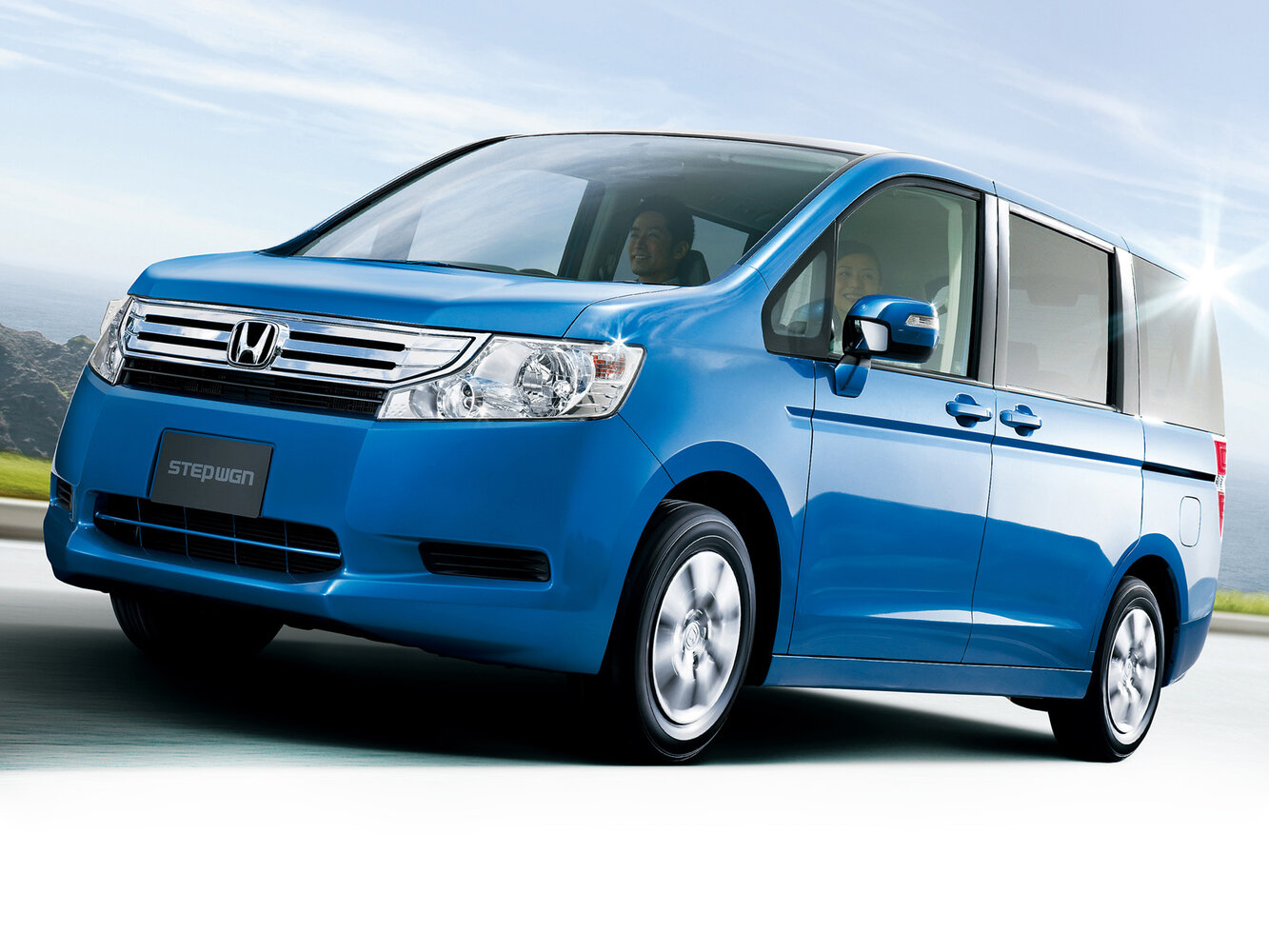 Honda Stepwgn IV (2009–2012) · 2.0 CVT (150 л.с.)