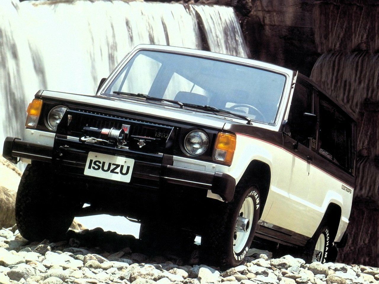 Isuzu Bighorn I (1981–1991) · 2.8d MT (110 л.с.) 4WD