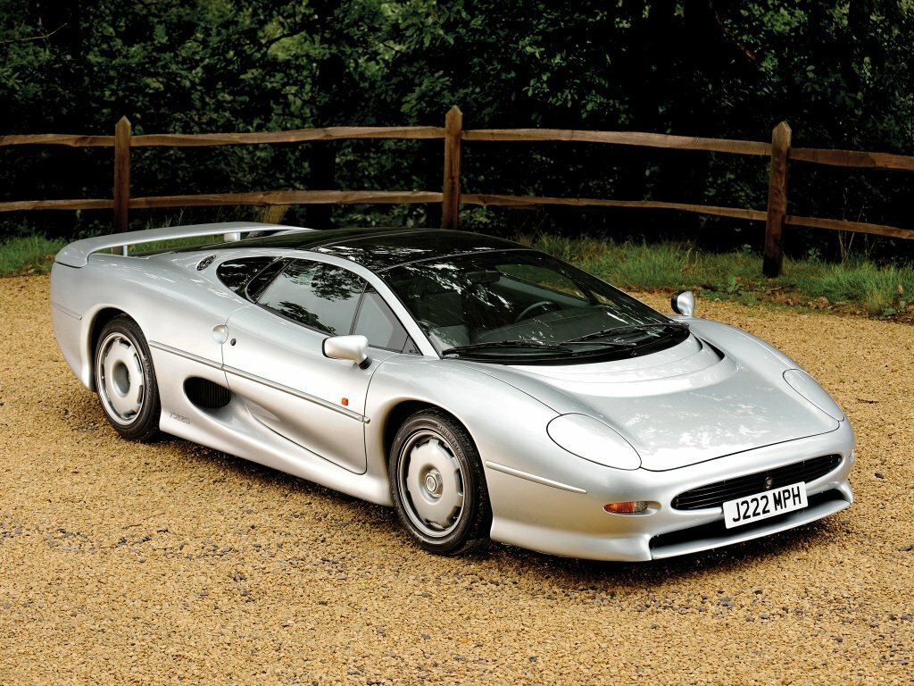 Jaguar XJ220 (1992–1994) · 3.5 MT (550 л.с.)
