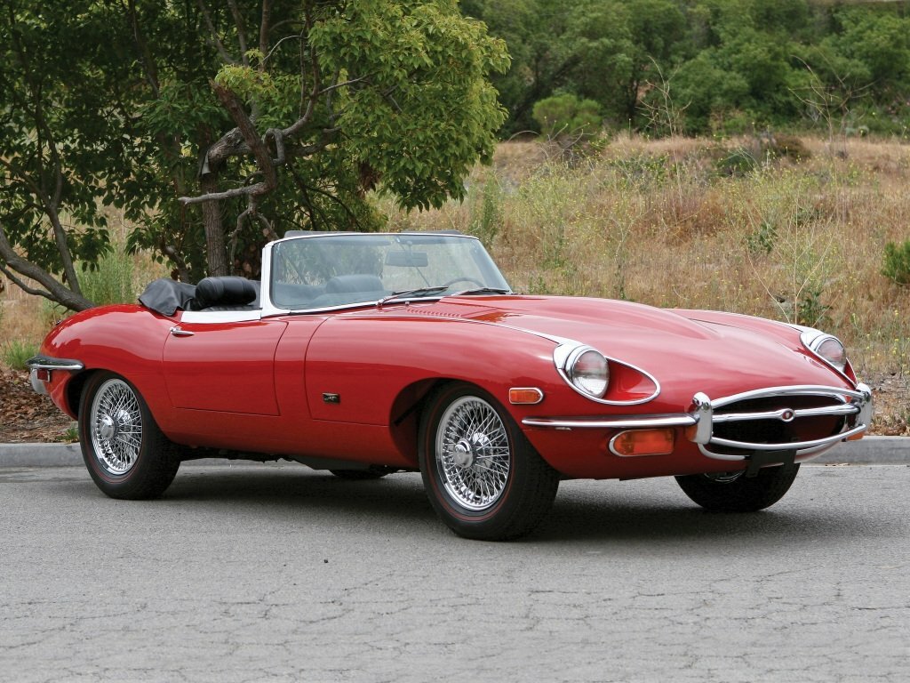 Jaguar E-type Series 2 (1968–1971) · 4.2 MT (269 л.с.)