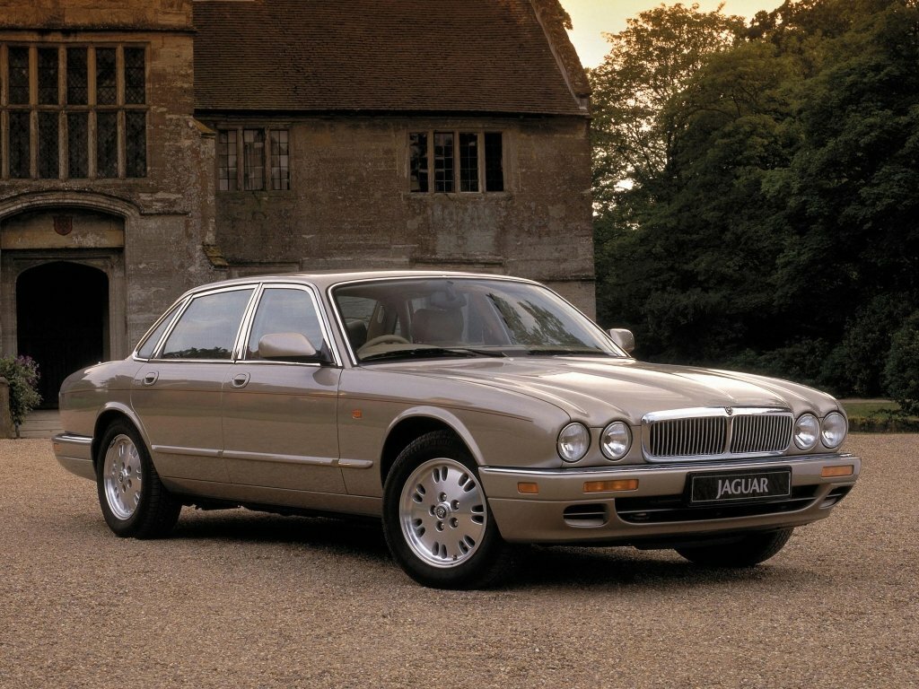 Jaguar XJ II (X300) (1994–1997) · Classic 6.0 AT (311 л.с.)