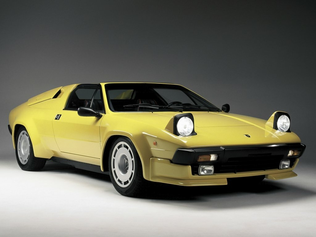 Lamborghini Jalpa (1981–1988) · 3.5 MT (255 л.с.)