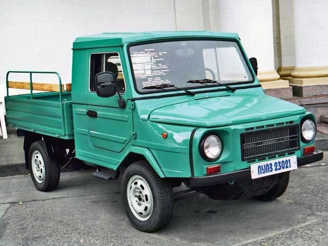 ЛуАЗ 1302 Волынь (1990–2001) · 1.1 MT (53 л.с.) 4WD