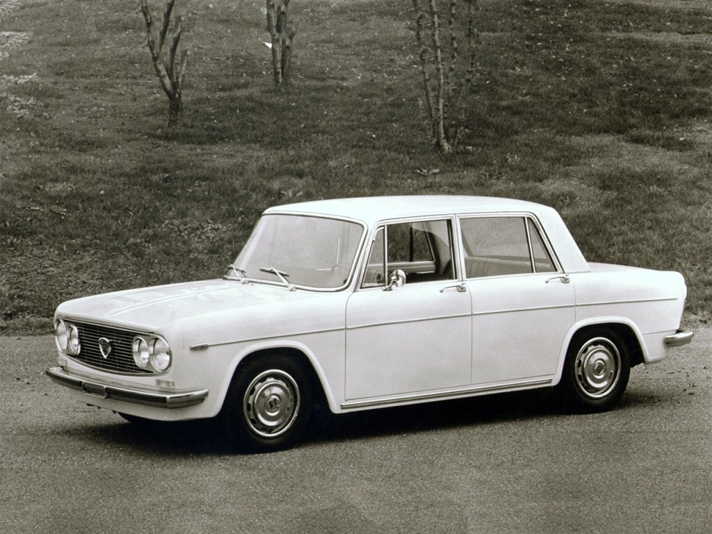 Lancia Fulvia (1968–1975) · 1.3 MT (88 л.с.)