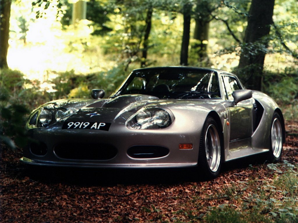 Marcos LM 500 (1994–1998) · 5.0 MT (435 л.с.)