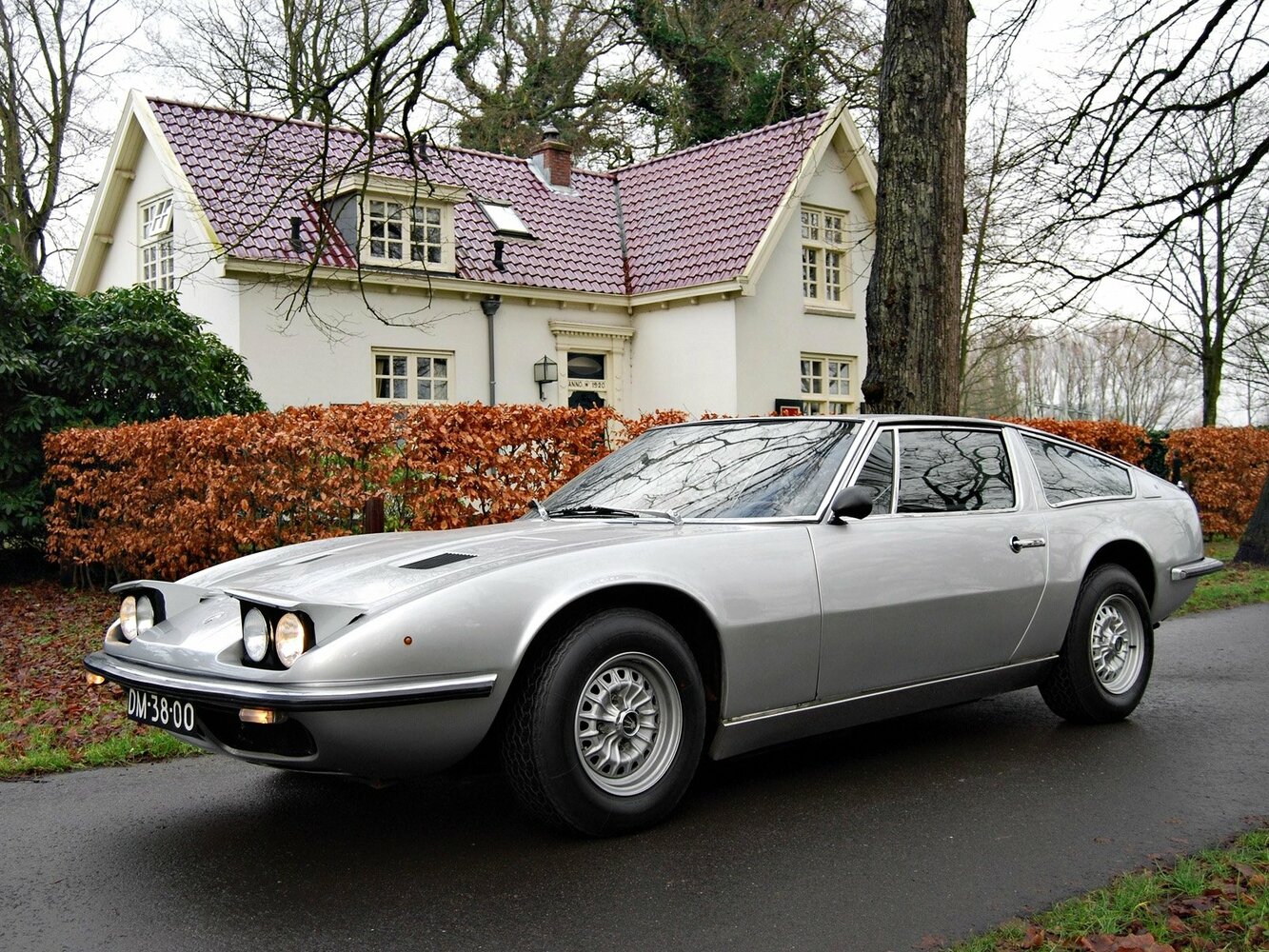 Maserati Indy (1969–1974) · 4.1 MT (265 л.с.)
