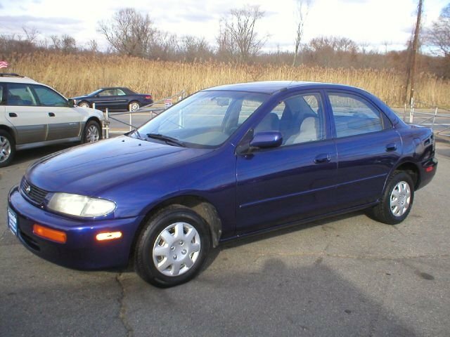 Mazda Protege II (BH) (1994–1999) · 1.6 AT (115 л.с.)
