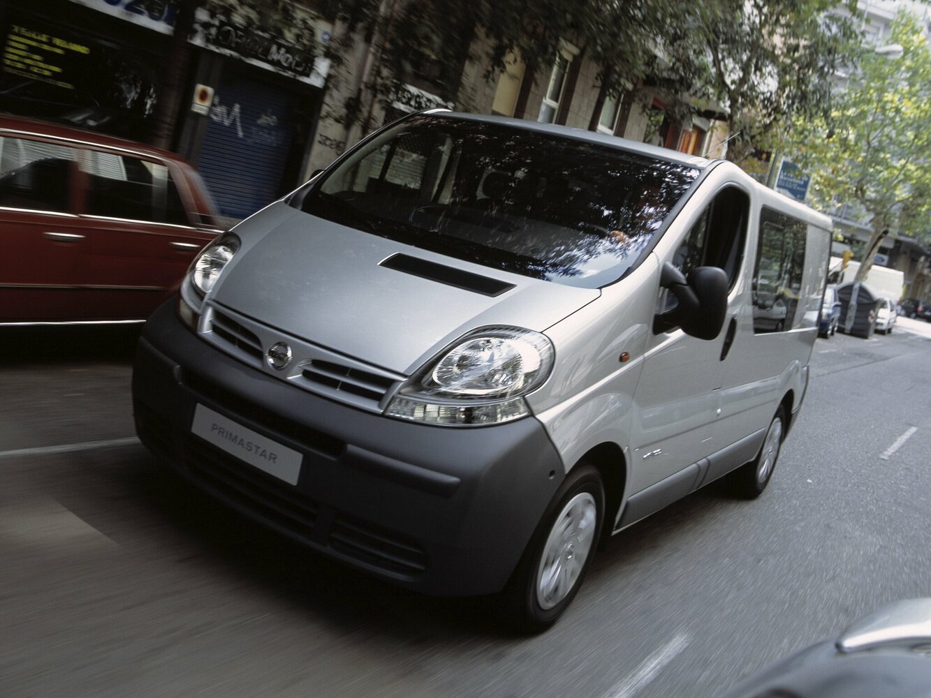 Nissan Primastar I (2002–2006) · 2.0d MT (115 л.с.)