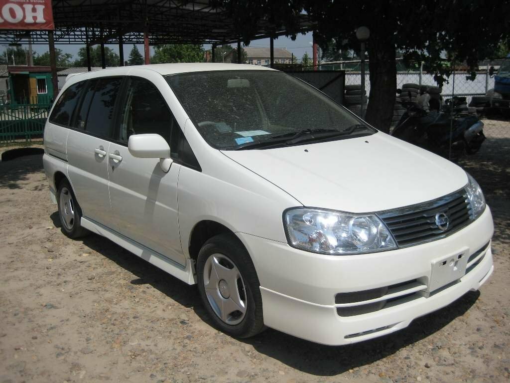 Nissan Prairie III (M12) (1998–2004) · 2.0 AT (140 л.с.)