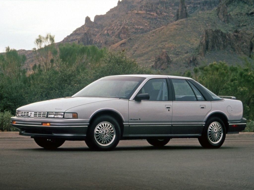 Oldsmobile Cutlass Supreme (1988–1997) · 3.4 AT (213 л.с.)