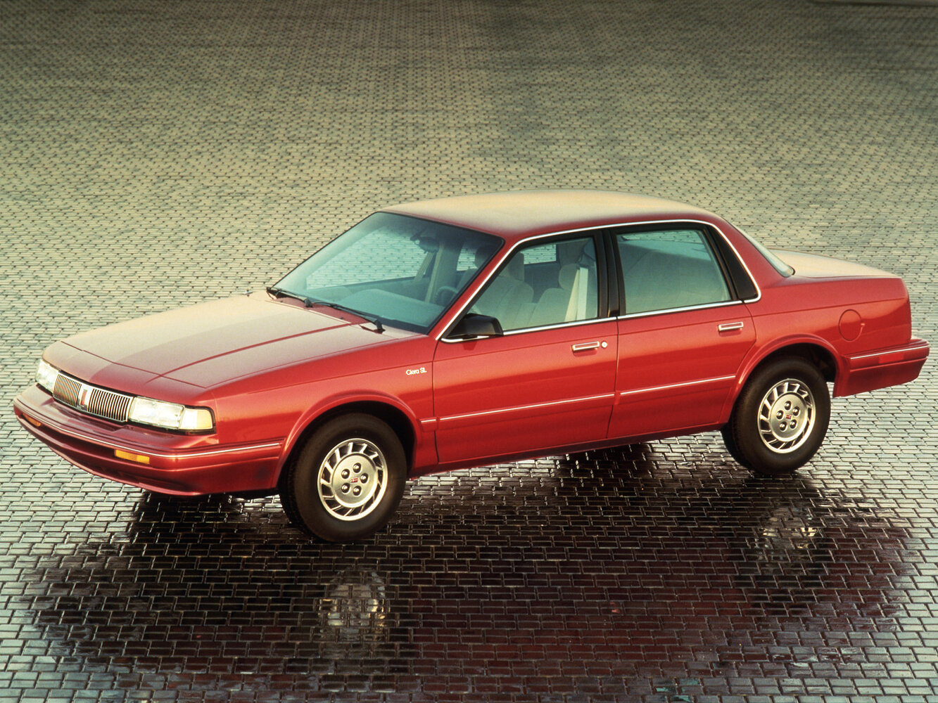 Oldsmobile Cutlass Ciera (1981–1996) · 2.8 AT (114 л.с.)