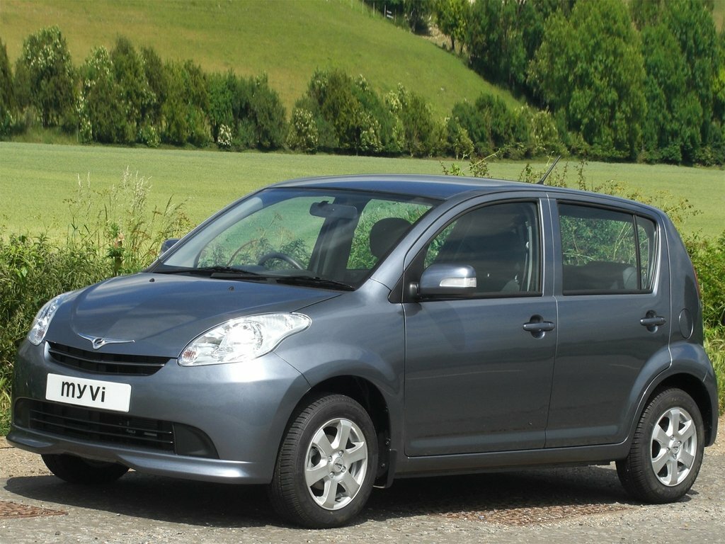 Perodua MyVi (2005–2011) · 1.0 MT (69 л.с.)