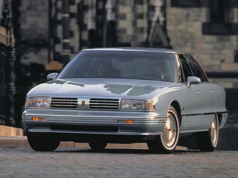 Oldsmobile Ninety-Eight XI (1991–1996) · 3.8 AT (172 л.с.)