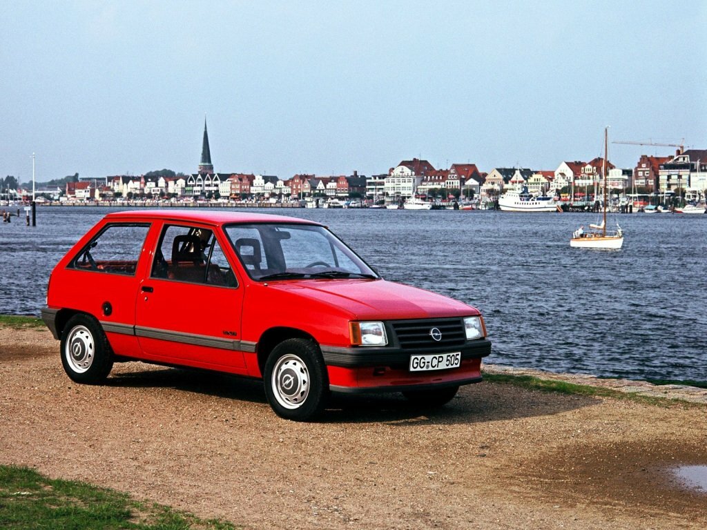Opel Corsa A (1982–1993) · i 1.3 MT (60 л.с.)