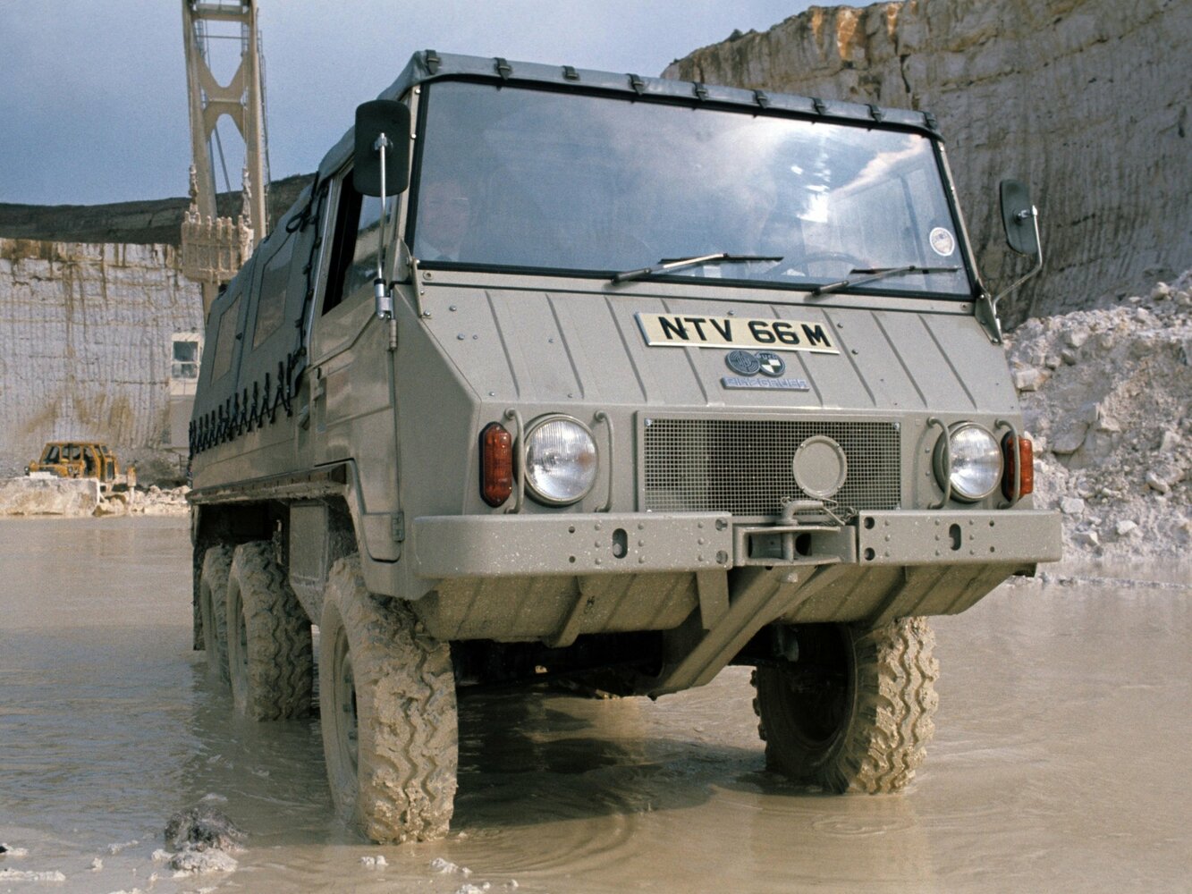 Puch Pinzgauer 712 (1971–1985) · 2.5 MT (92 л.с.) 4WD