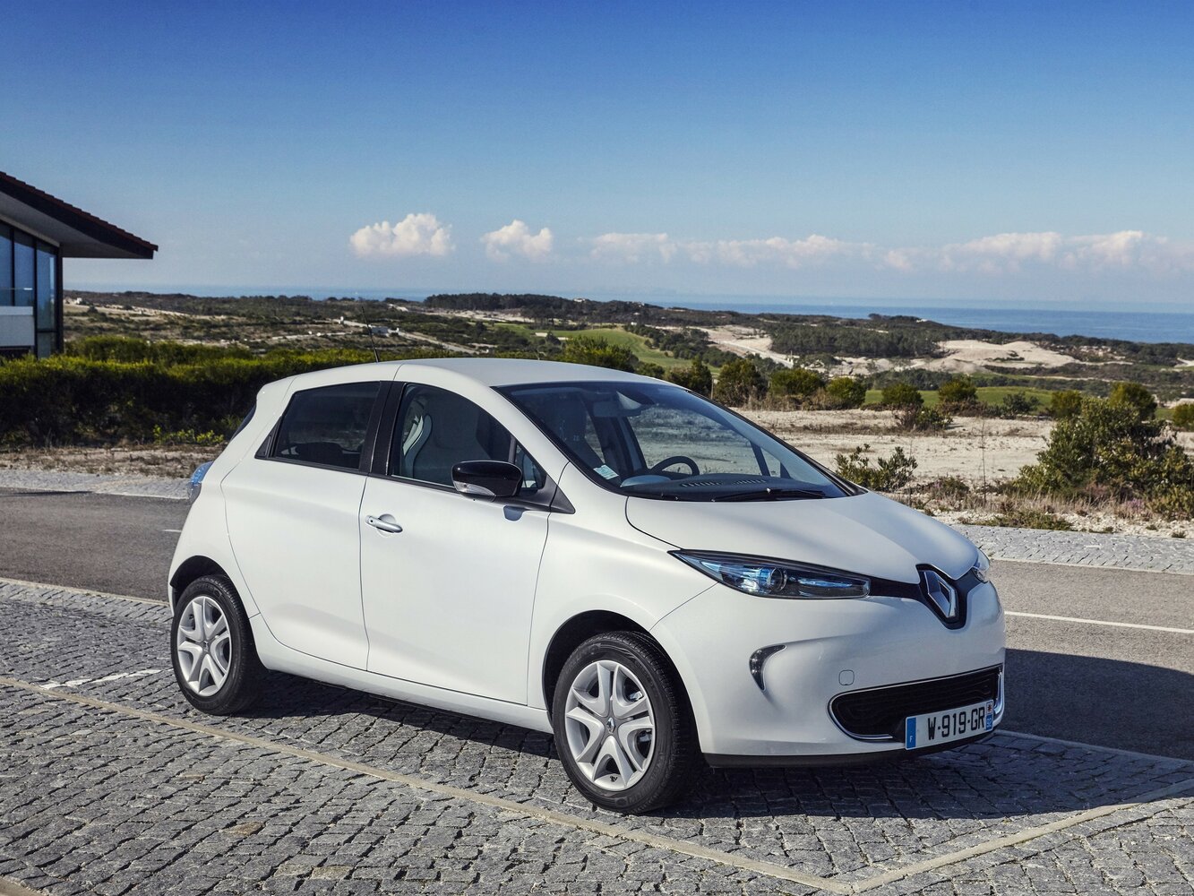 Renault ZOE I (2012–2019) · ZE40 Electro AT (80.0 кВт)