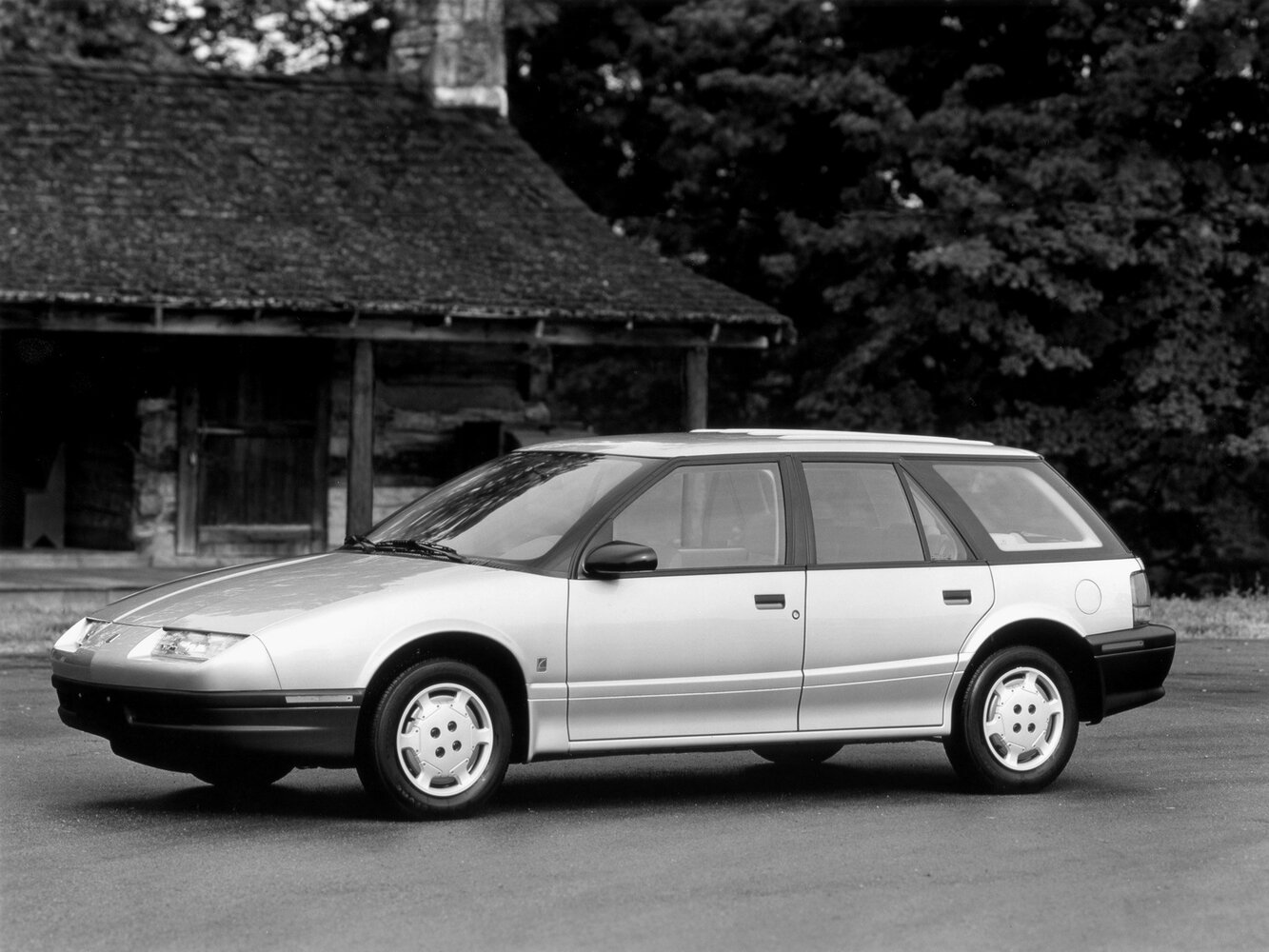 Saturn SW I (1993–1995) · SW1 1.9 AT (100 л.с.)