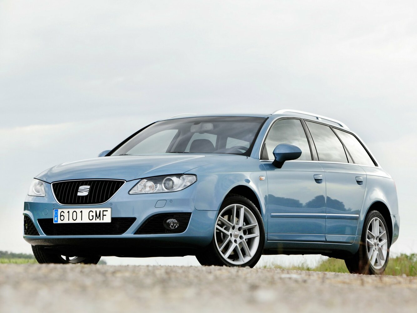 SEAT Exeo (2008–2013) · 2.0 CVT (200 л.с.)
