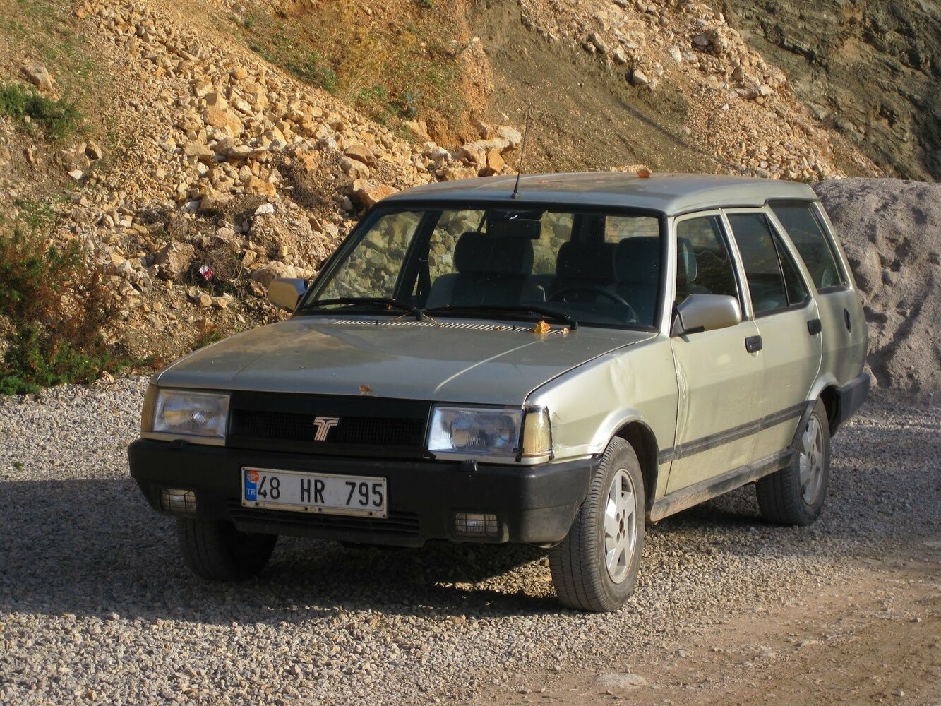 Tofas Kartal (1985–2003) · 1.6 MT (81 л.с.)