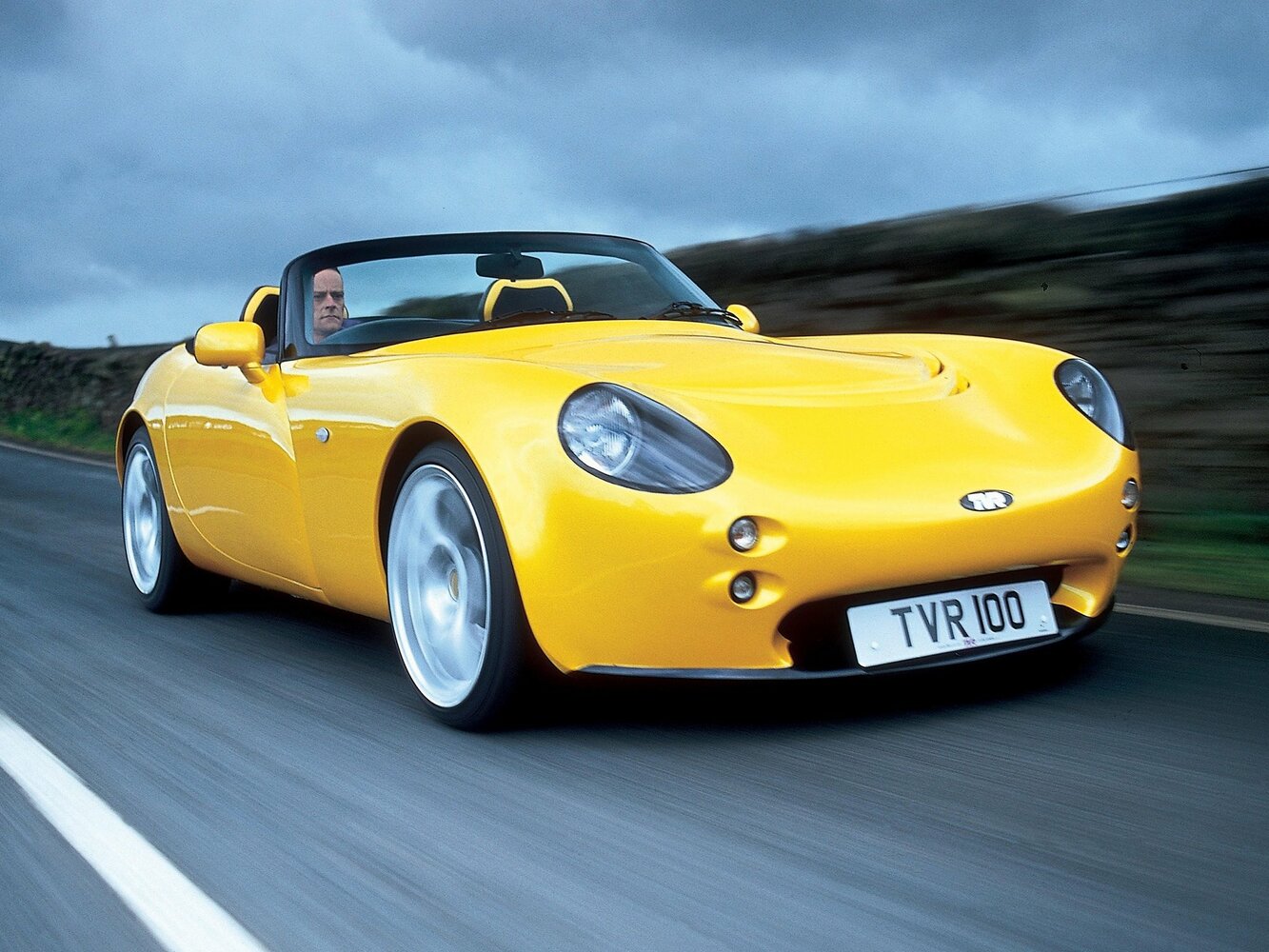 TVR Tamora (2002–2006) · 3.6 MT (360 л.с.)