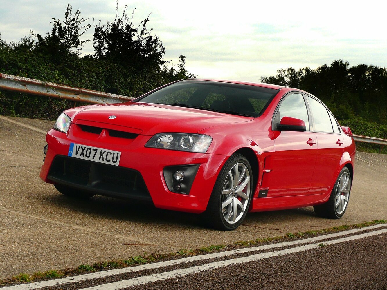 Vauxhall VXR8 (2007–2009) · 6.2 AT (431 л.с.)
