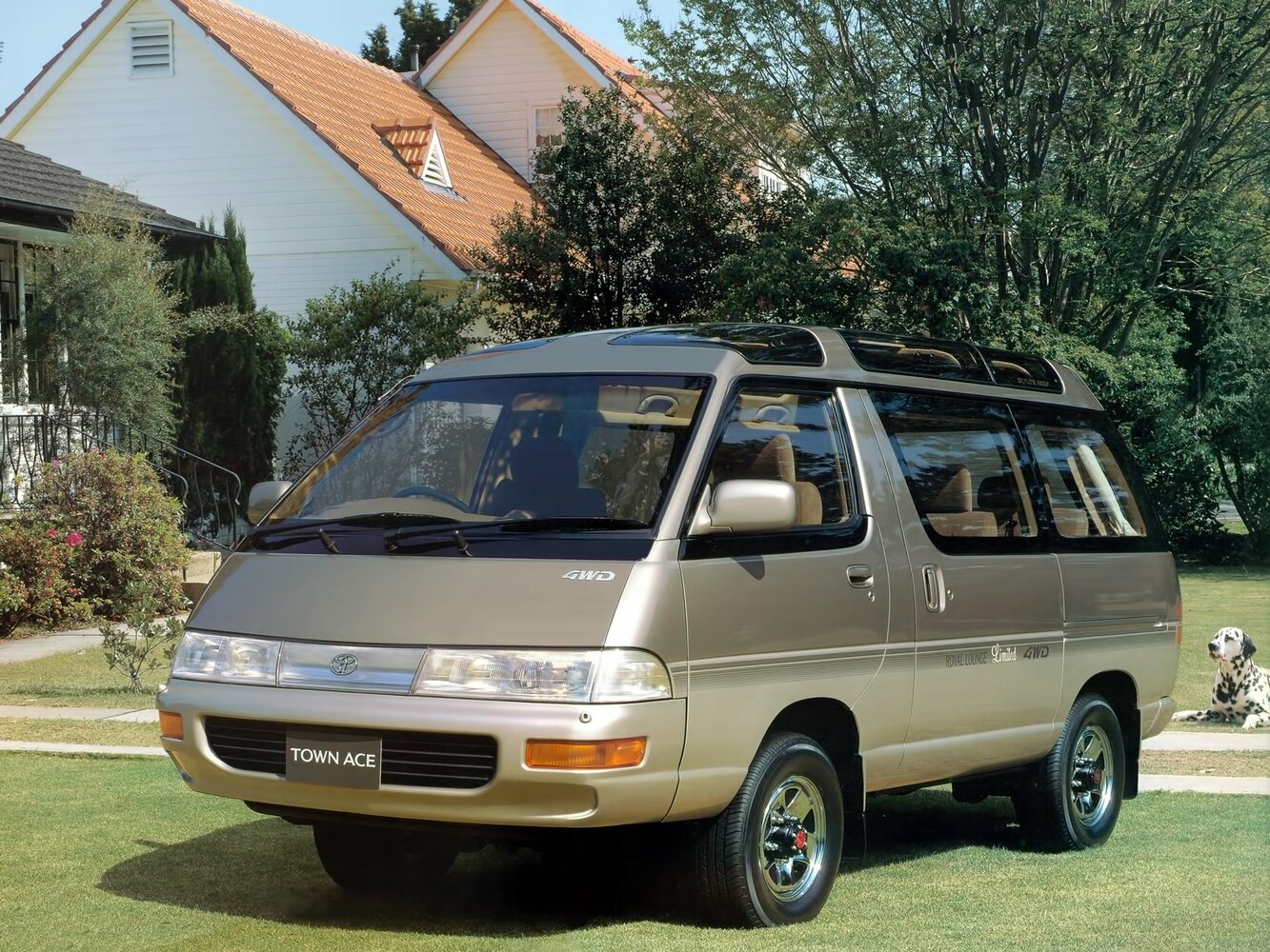 Toyota Town Ace II Рестайлинг 3 (1992–1996) · 2.2d AT (88 л.с.)
