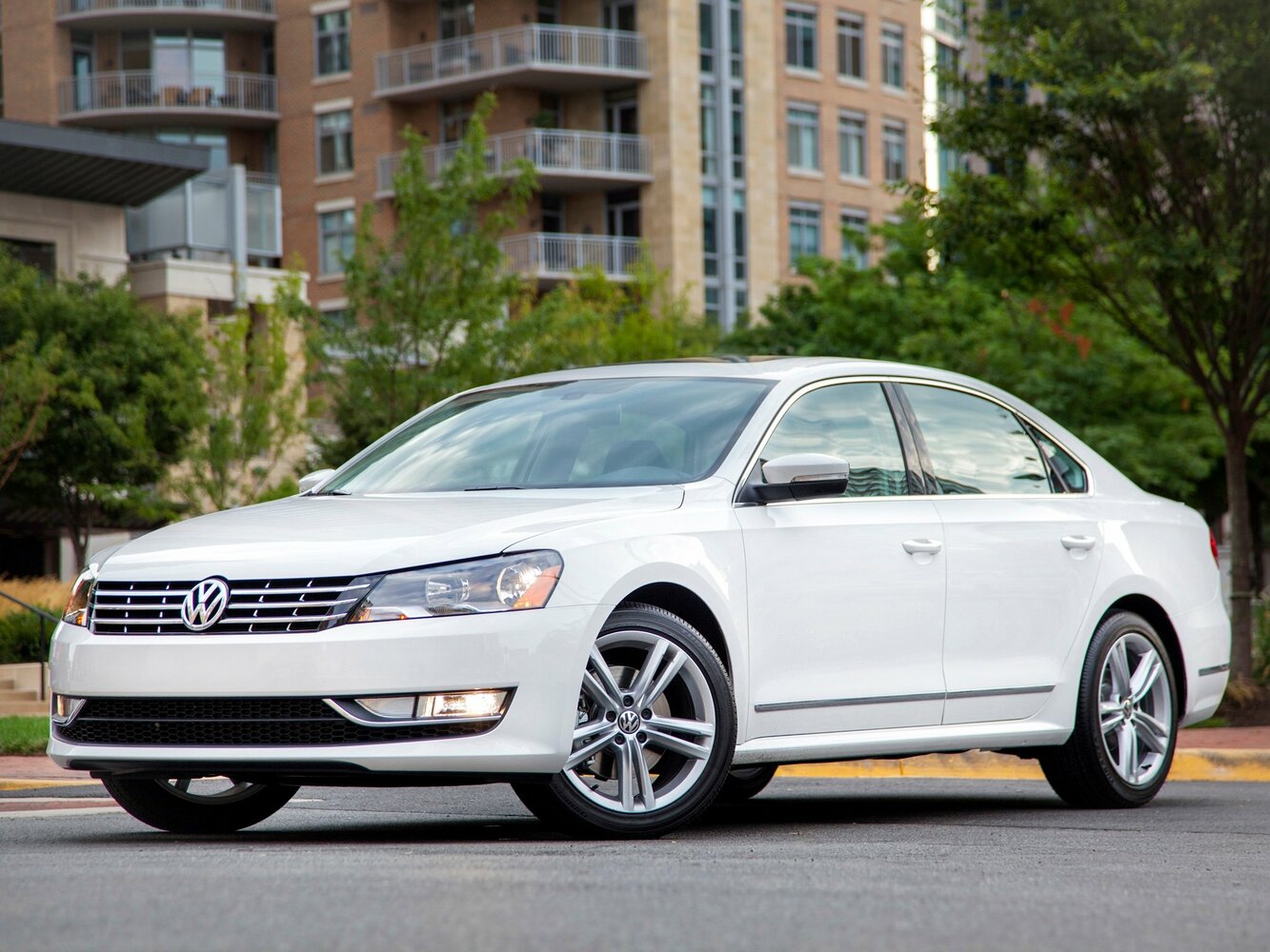 Volkswagen Passat (North America and China) I (2011–2015) · 2.5 AT (170 л.с.)
