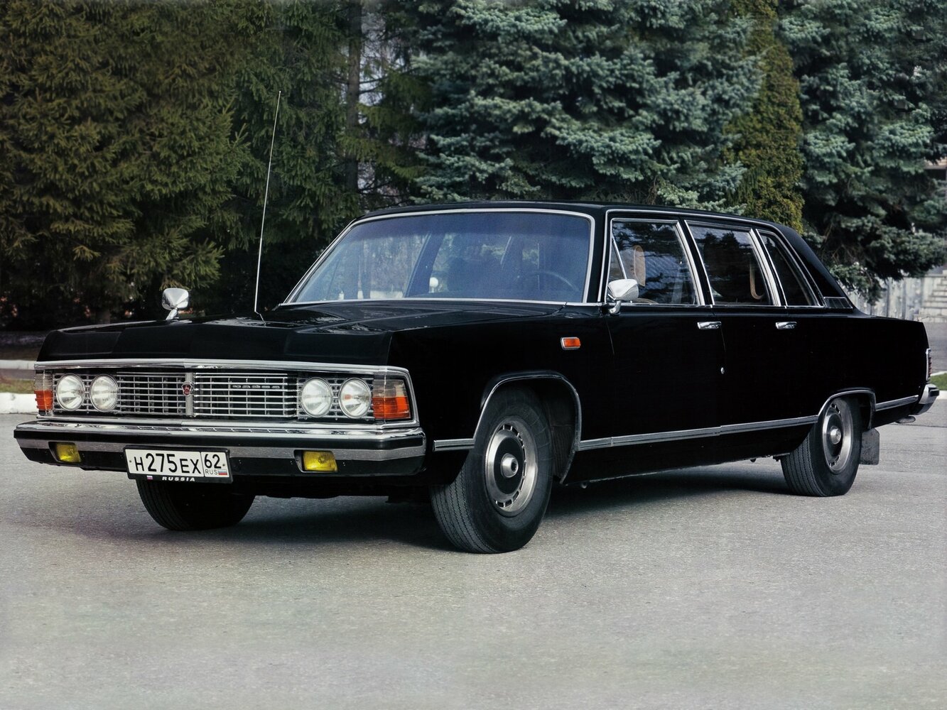 ГАЗ 14 «Чайка» (1977–1989) · 5.5 AT (220 л.с.)