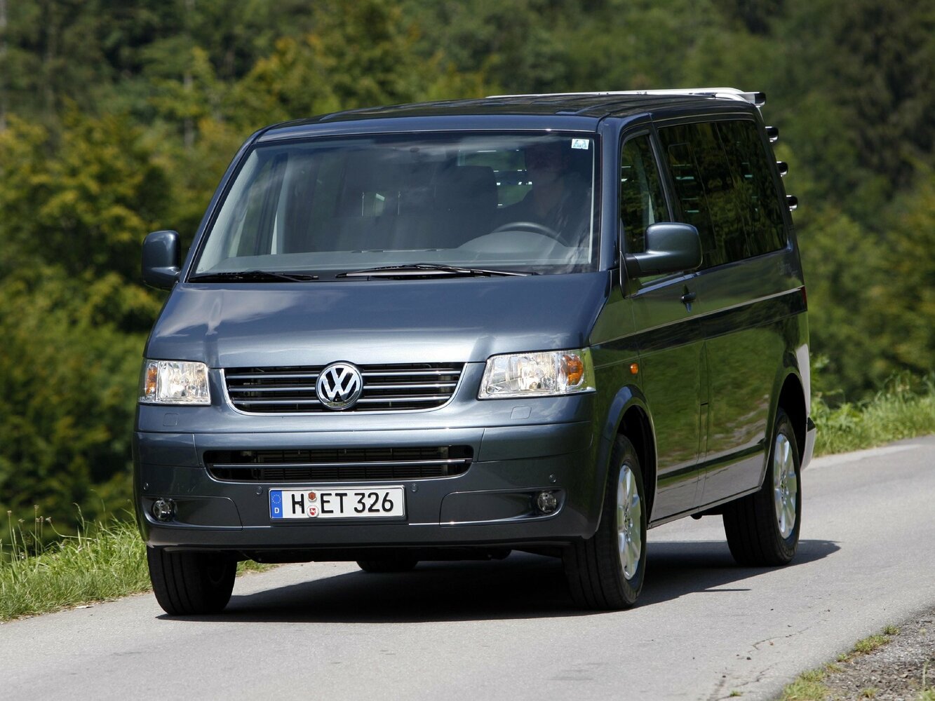 Volkswagen California T5 (2003–2015) · 2.5d MT (131 л.с.)