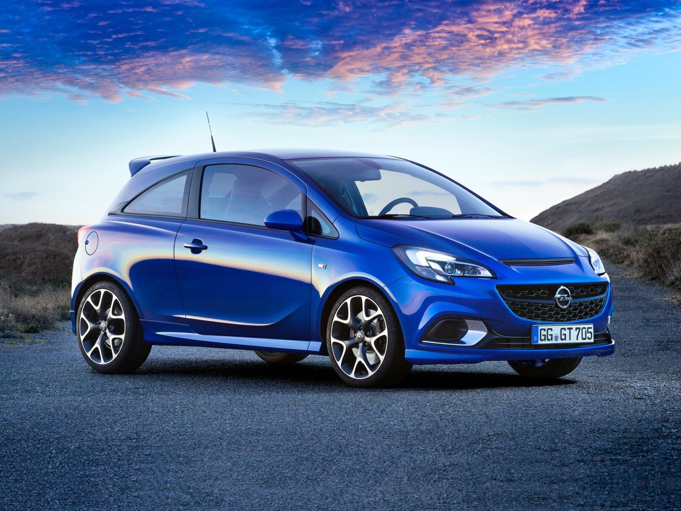 Opel Corsa OPC E (2015–2018) · 1.6 MT (207 л.с.)