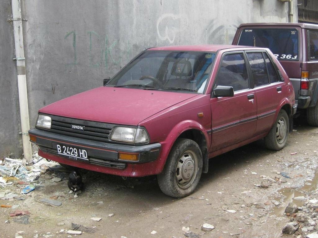 Toyota Starlet III (P70) (1985–1989) · 1.3 AT (69 л.с.)