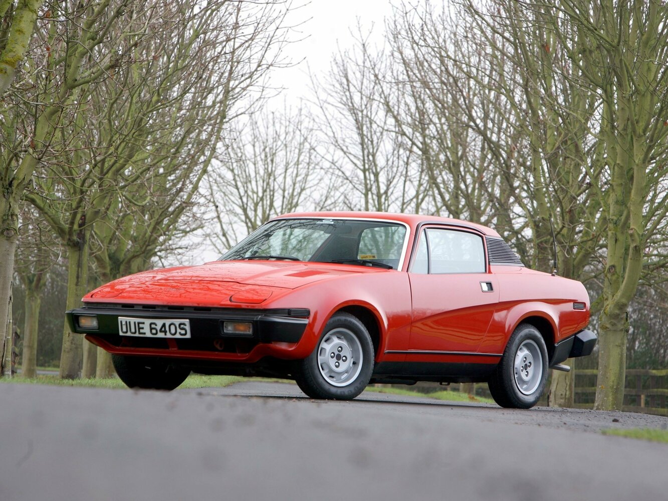 Triumph TR7 (1975–1981) · 2.0 MT (105 л.с.)