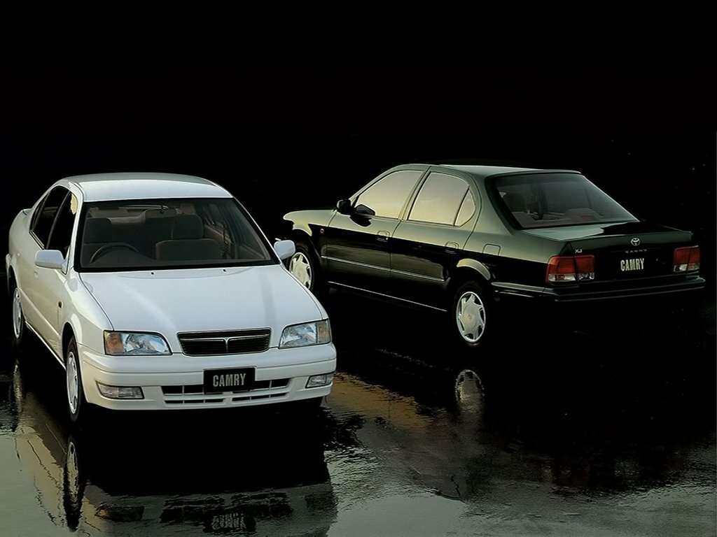 Toyota Camry V40 (1994–1998) · 2.0 AT (140 л.с.)