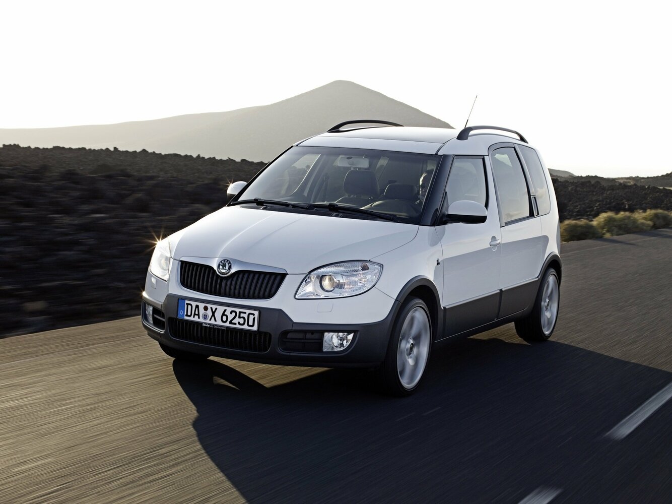 Skoda Roomster I (2006–2010) · Scout 1.6 AT (105 л.с.)