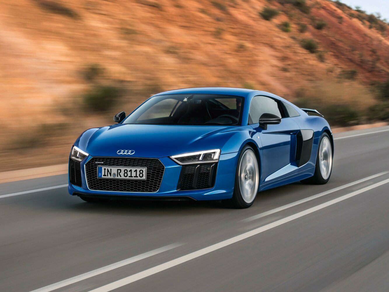 Audi R8 II (4S) (2015–2018) · V10 5.2 AMT (540 л.с.) 4WD