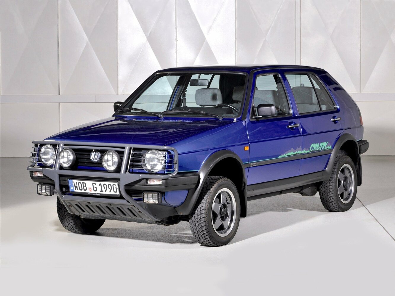 Volkswagen Golf Country (1990–1991) · 1.8 MT (98 л.с.) 4WD