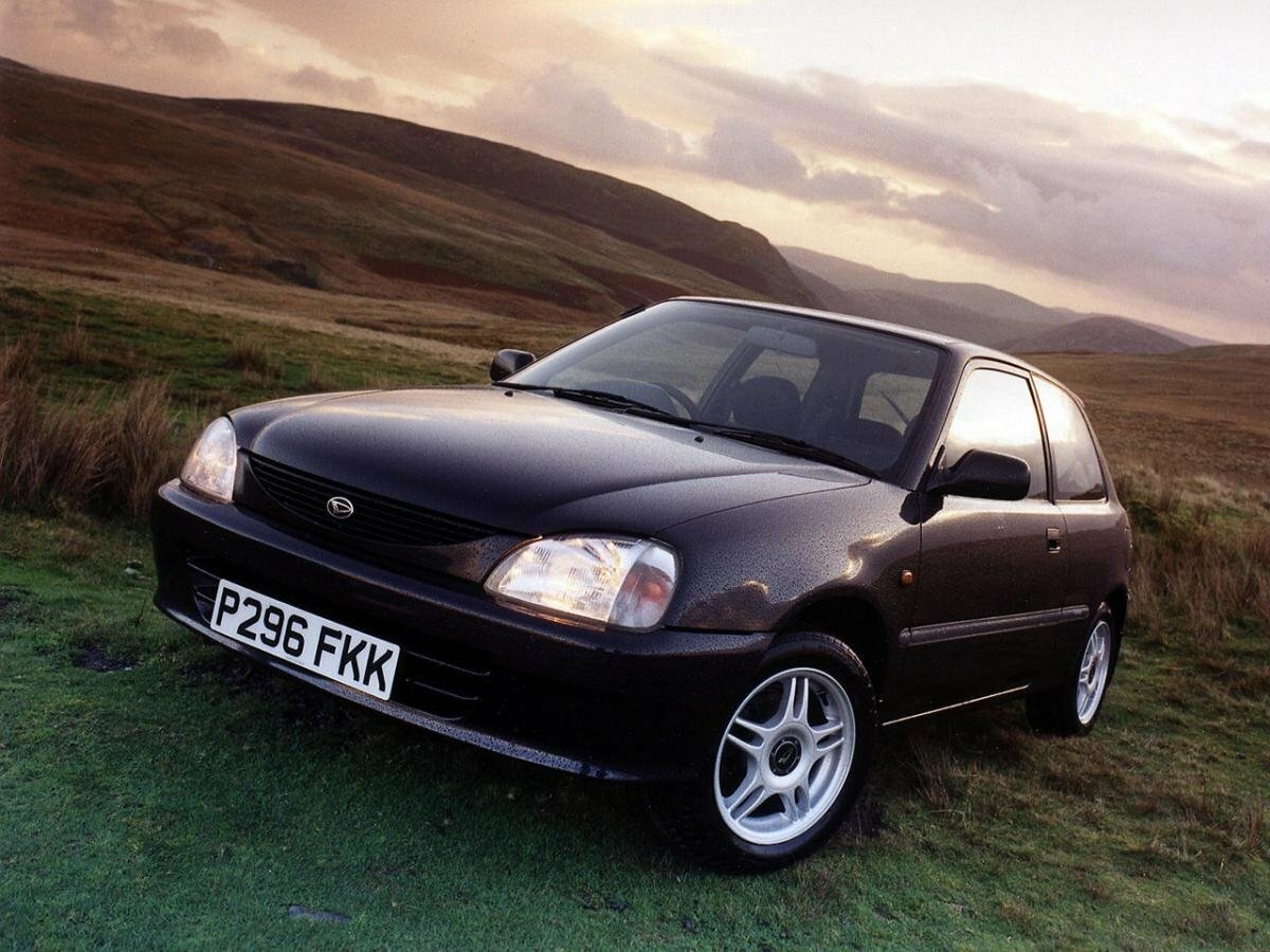 Daihatsu Charade IV Рестайлинг (1996–2000) · 1.5 AT (97 л.с.) 4WD