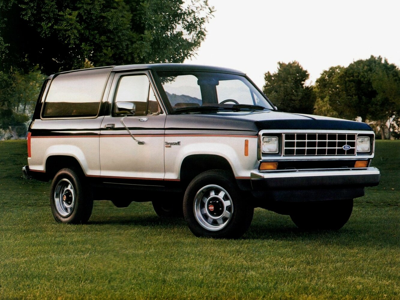 Ford Bronco-II (1984–1990) · 2.9 MT (140 л.с.) 4WD