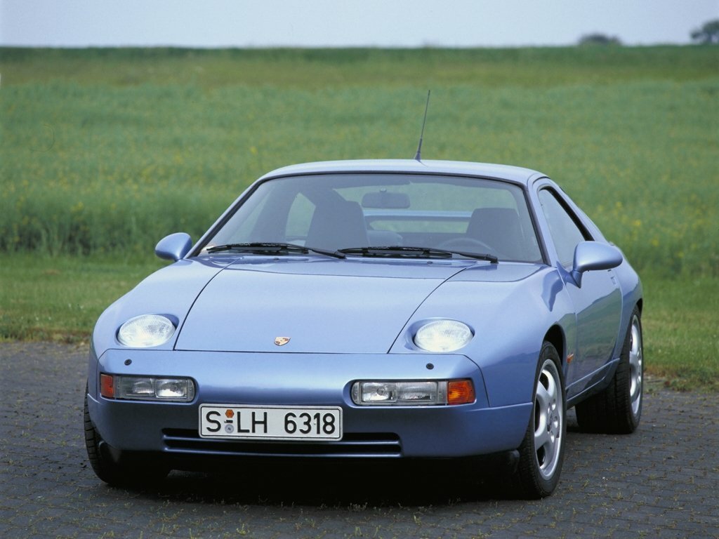 Porsche 928 (1977–1995) · KAT 5.0 AT (320 л.с.) 4WD