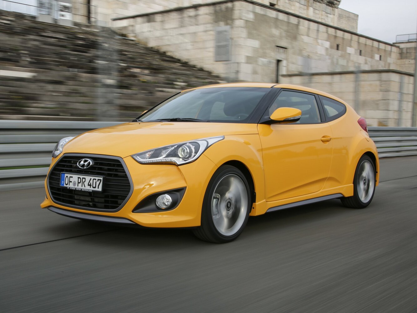 Hyundai Veloster I Рестайлинг (2015–2017) · 1.6 MT (132 л.с.)