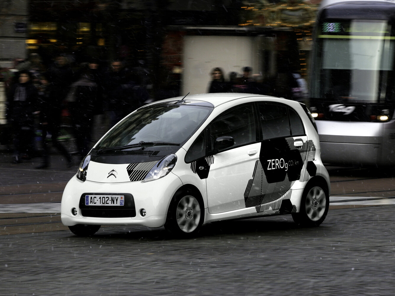 Citroen C-ZERO (2010–2012) · Electro AT (49.0 кВт)
