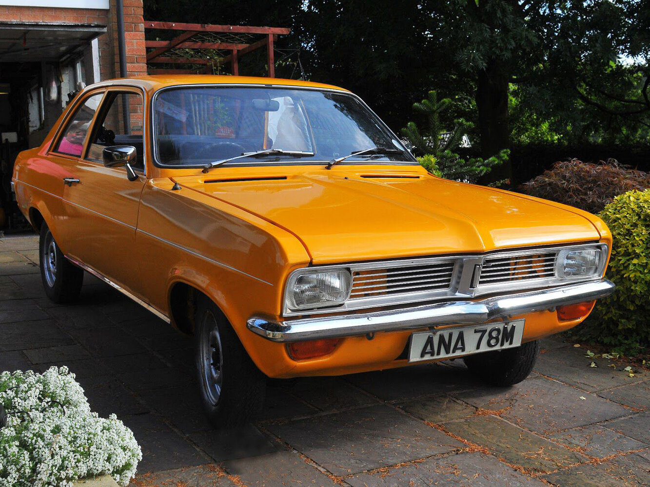 Vauxhall Viva HB (1965–1971) · 1.1 MT (60 л.с.)
