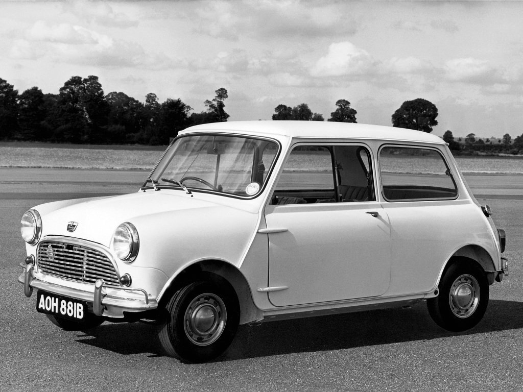 Austin Mini (1967–1993) · 1.3 MT (53 л.с.)