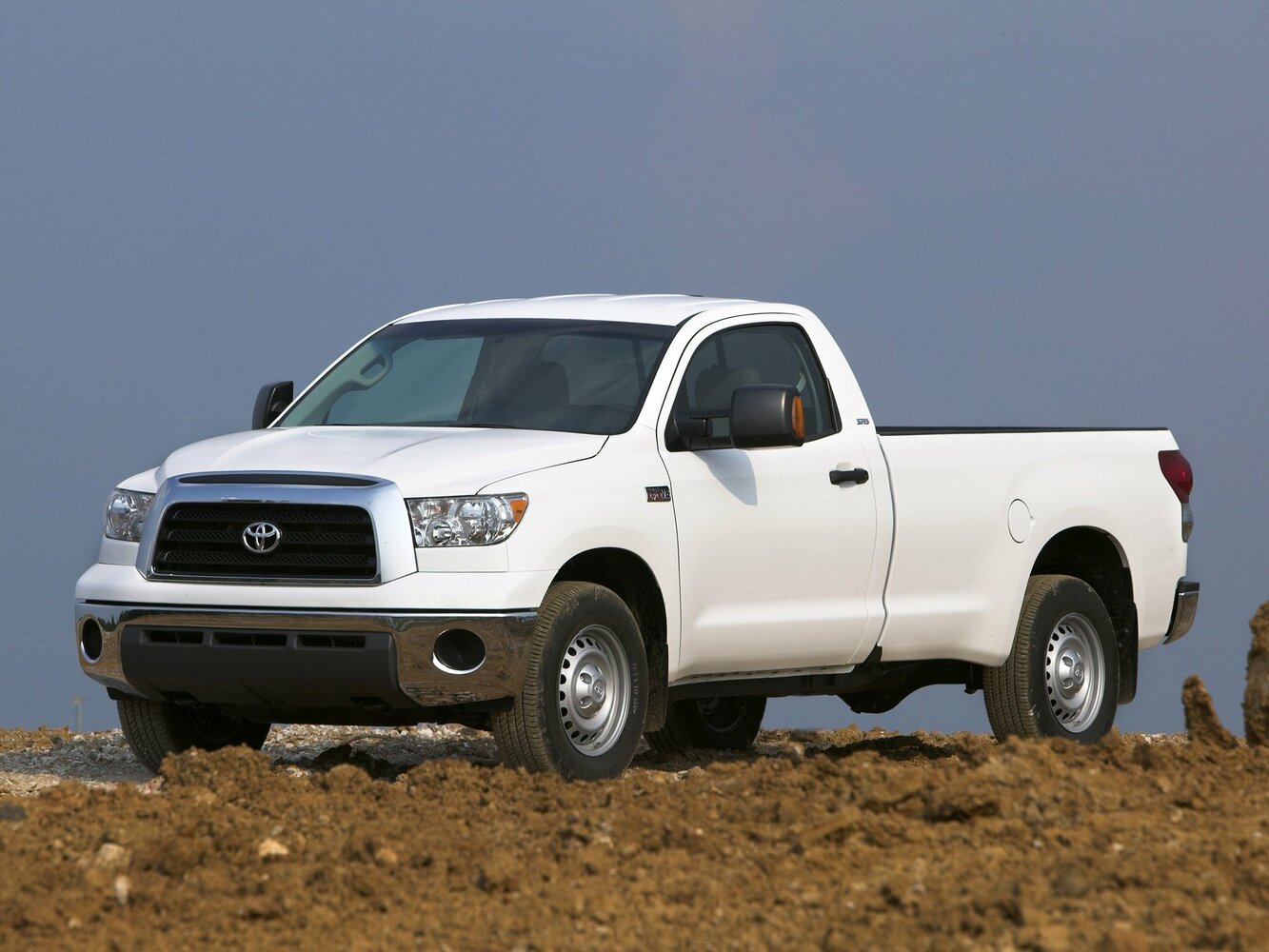 4.7 AT (276 л.с.) 4WD
