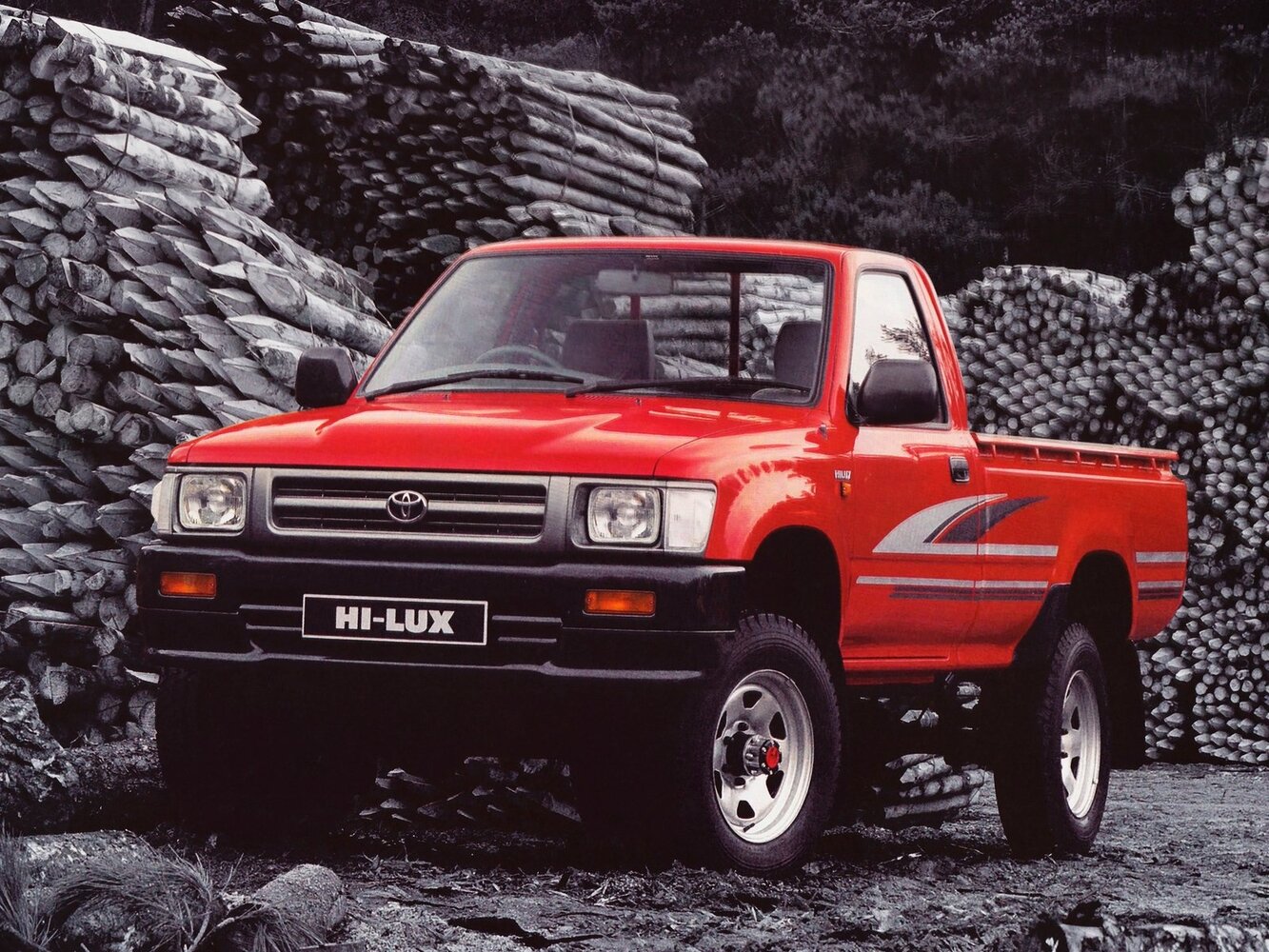 2.5d MT (82 л.с.) 4WD