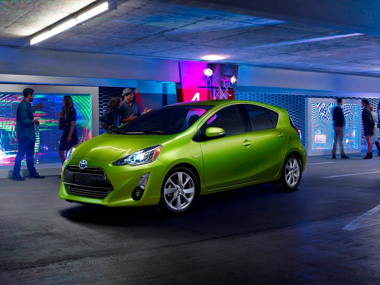 Toyota Prius c I Рестайлинг (2015–2021) · 1.5hyb AT (73 л.с.)