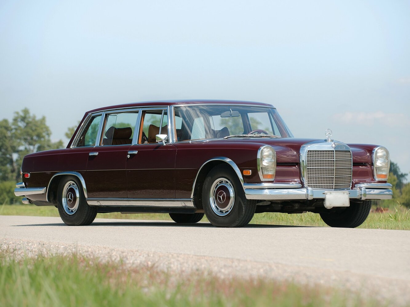 Mercedes-Benz W100 (1964–1981) · 6.3 AT (250 л.с.)